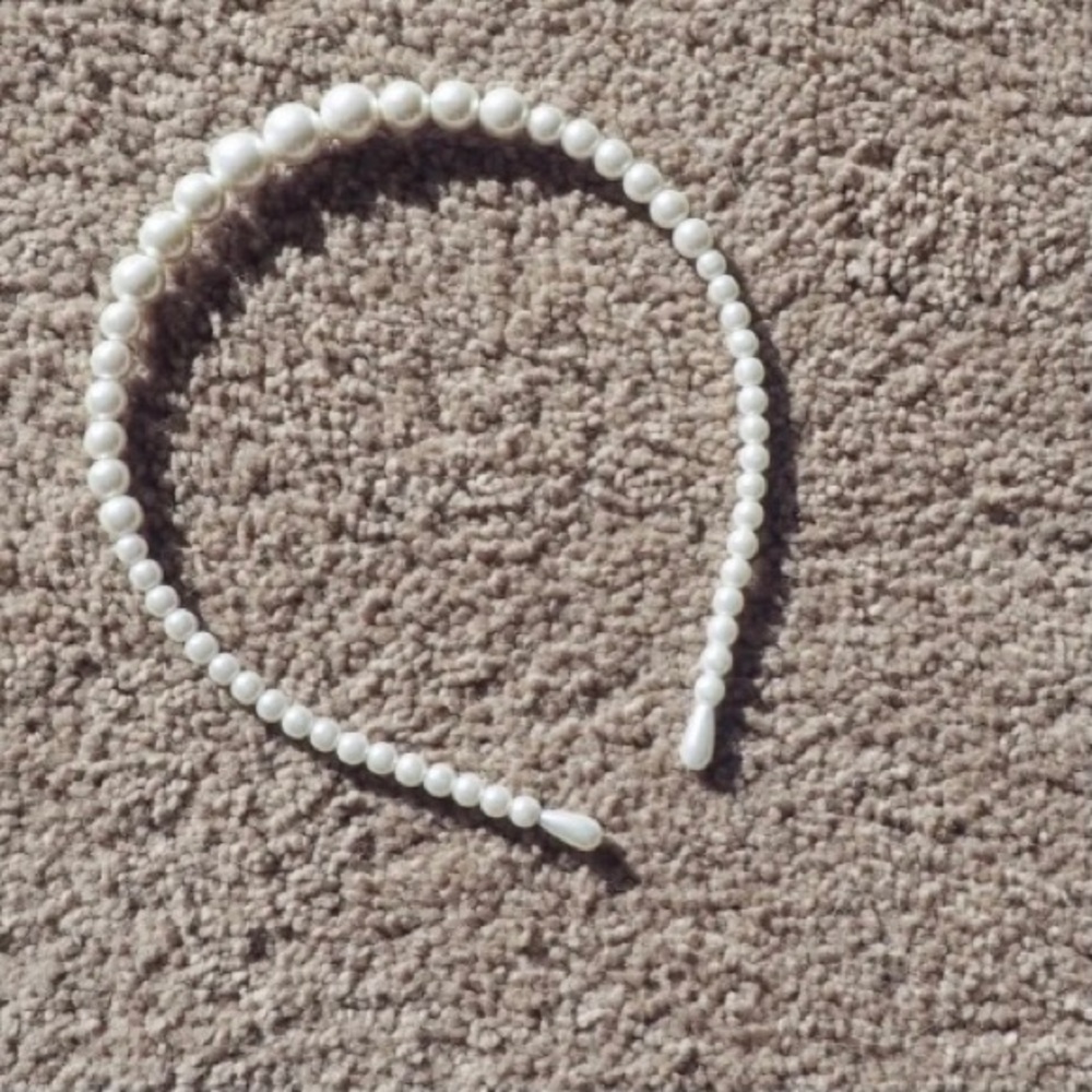 Faux pearl hair hoop